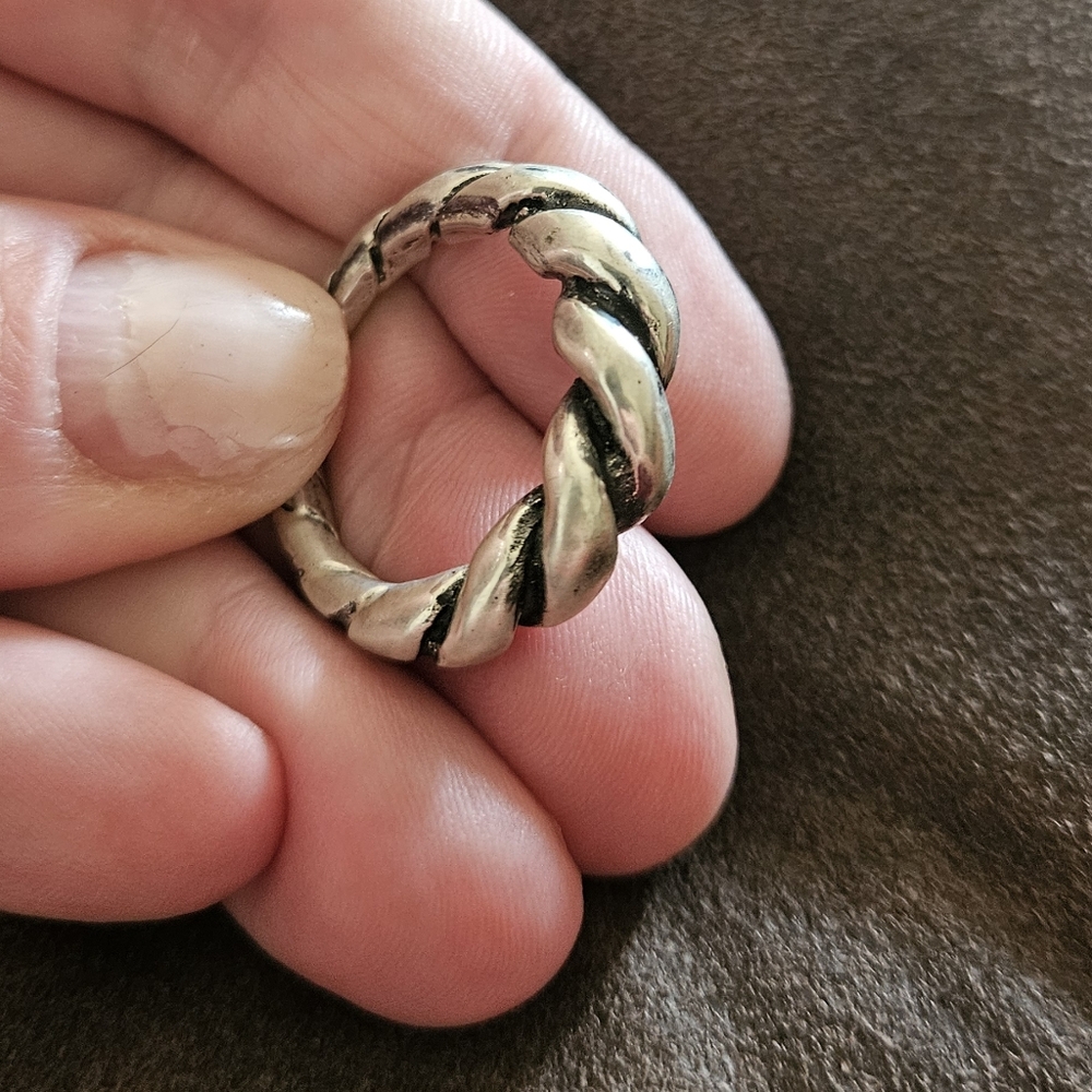 Boho Sol 90s Large Twister Ring - size 11